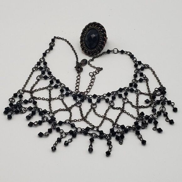 𝅺Claire's Chain Link Black Faux Gem Netted Choker & Vintage Faux Black Gem Ring - Picture 13 of 16